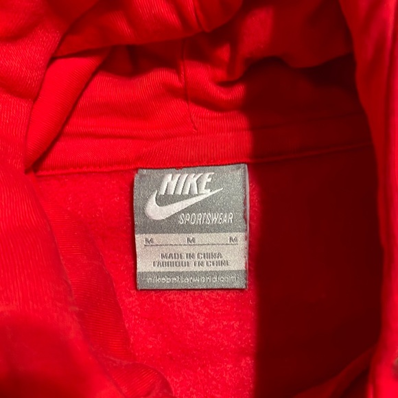 Nike Track and Field Medium Hoodie - Picture 2 of 4